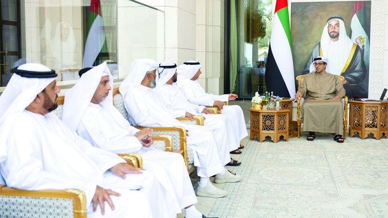 الامارات | منصور بن زايد: قيادة الدولة تولي أهمية كبيرة لدعم الصيادين