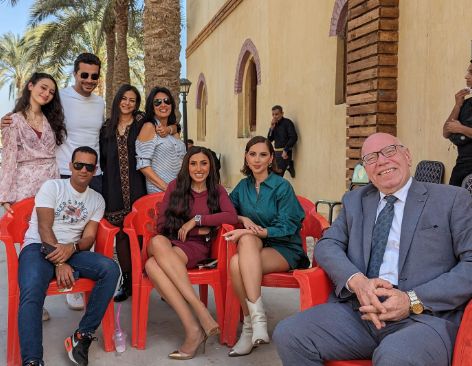 أسرة "كامل العدد +1" ترفع شعار فركش قبل أيام من انطلاق الموسم