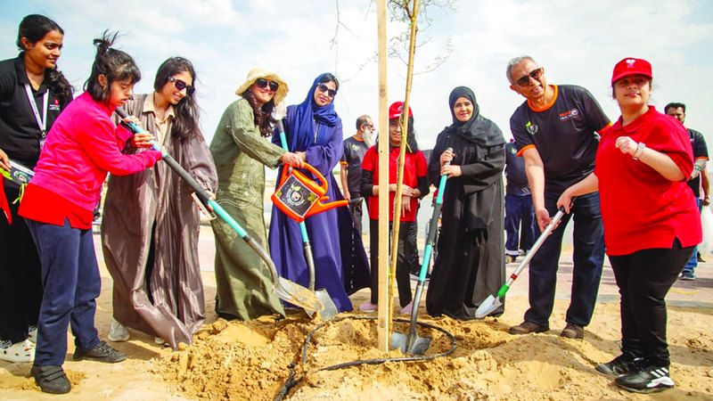 الامارات | 600 شجرة بأسماء أصحاب همم ومرضى دعماً لعام الاستدامة