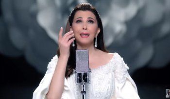 ماجدة الرومي بإطلالة رائعة مصممة بخاصية الـAI