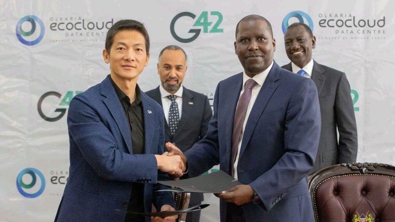 رئيس كينيا يدشن مركز بيانات ضخم بالطاقة الخضراء بالتعاون مع الإمارات