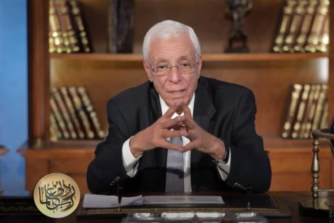 حسام موافي يكشف عن خدعة لتناول الطعام تقي من الأمراض المزمنة