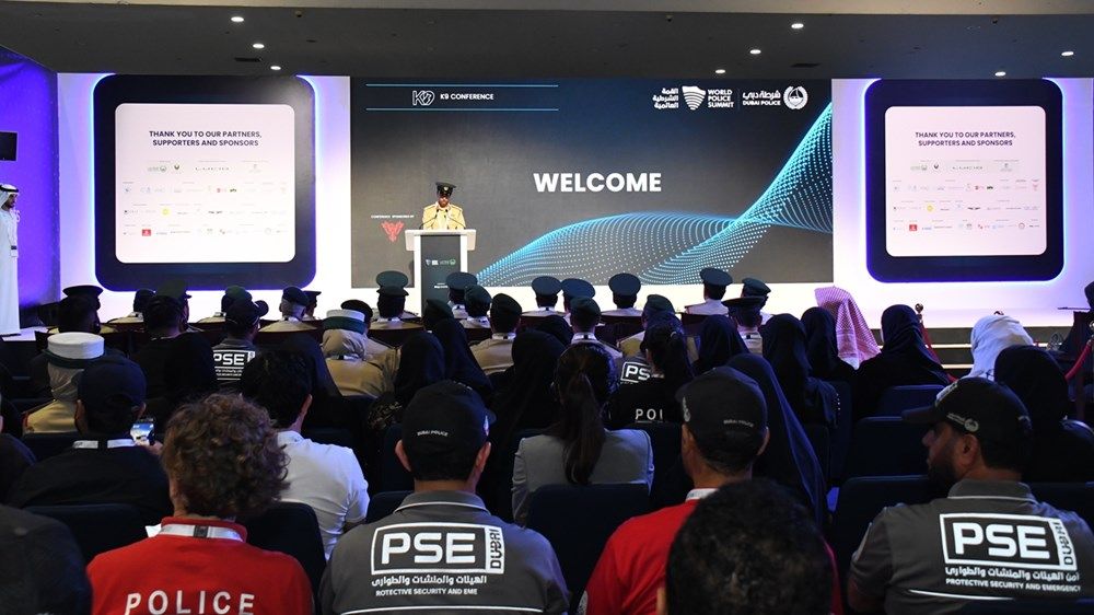 تكريم سلامة بنت محمد بن راشد تقديراً لدعمها المستمر لمنظومة إدارة التفتيش الأمني K9