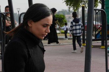 حب وانتقام وصراع يعكر صفو العائلة واستقرارها في " عسل مسموم "