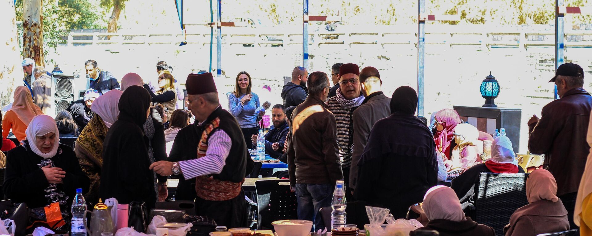 الدمشقيون يقيمون التكريزة.. وداعا لـ شعبان وترحيبا بـ رمضان الدمشقيون يقيمون التكريزة.. وداعا لـ شعبان وترحيبا بـ رمضان - الخليج 365 عربي, 1920, 01.03.2024