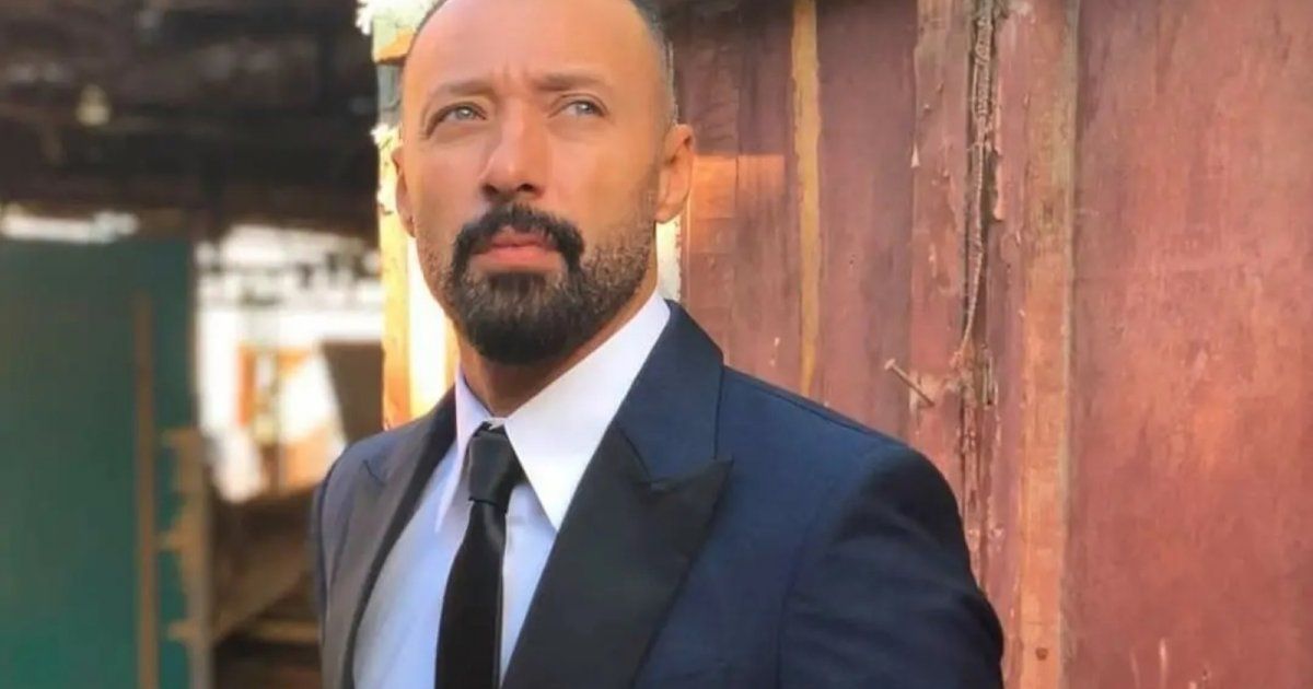 بالصورة- أحمد فهمي يحتفل بنجاح مسلسل "بين السطور"
