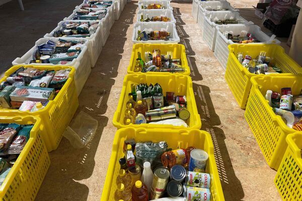 حملة "دينار لتجهيز سلة رمضان" في ليبيا... صور