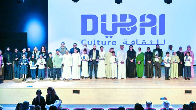 الامارات | «طيف 101» أفضل عرض متكامل في «المسرح المدرسي»