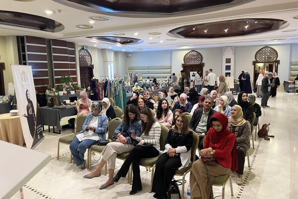 فعاليات اليوم العالمي للمرأة بطرابلس.. صور وفيديو