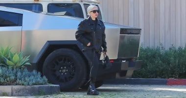 تكنولوجيا: ليدى جاجا وجاستين بيبر وكيم كاردشيان.. كيف أصبحت Cybertruck سيارة المشاهير