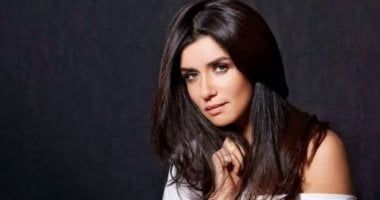 مهرجان أسوان الدولي لأفلام المرأة يكرم النجمة غادة عادل