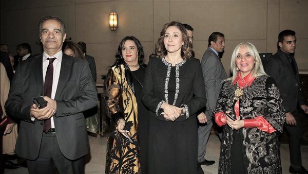 وزيرة الثقافة وسفير فرنسا بالقاهرة يشهدان عرض "كارمن" بالأوبرا
