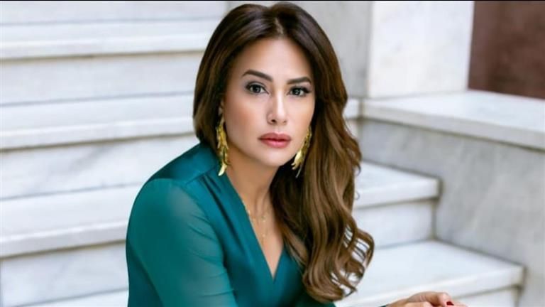 تزامنا مع "اليوم العالمي للمرأة".. هند صبري تعلق على معاناة النساء في غزة