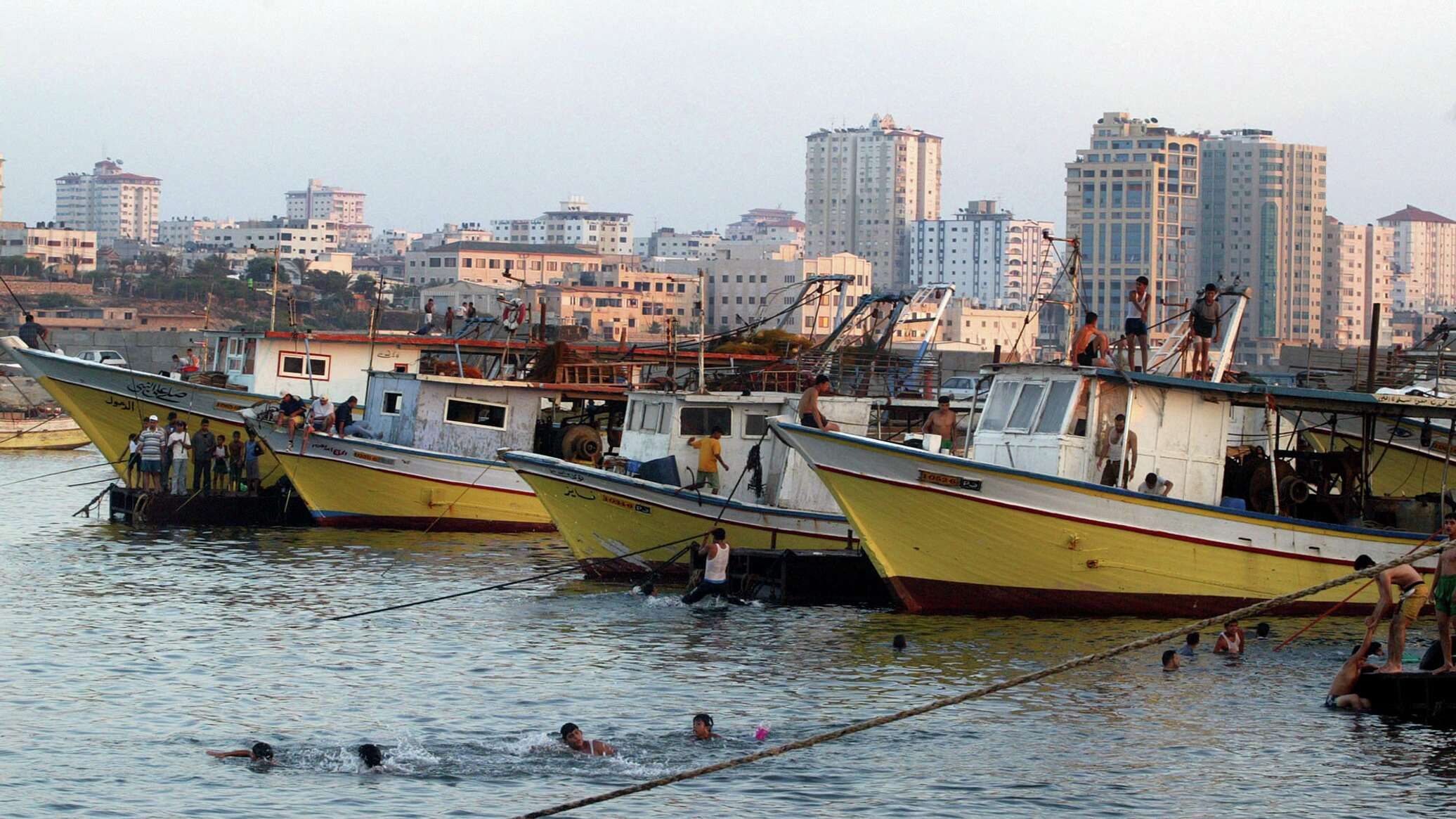الجيش الإسرائيلي: نقوم بالتنسيق مع واشنطن لإنشاء رصيف بحري لإدخال المساعدات الإنسانية إلى غزة