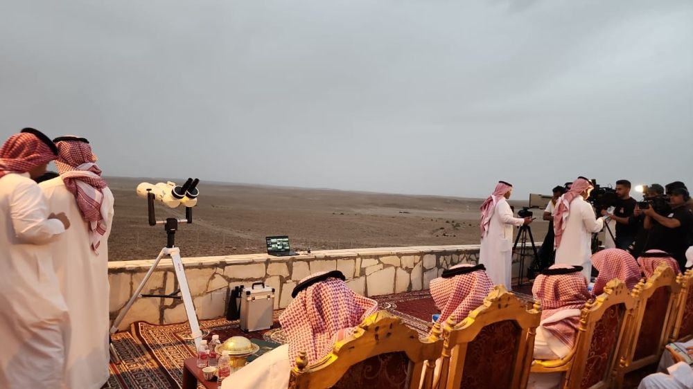 الإخبارية: رؤية هلال شهر رمضان في مرصد حوطة سدير