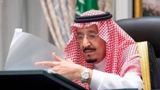 الخليج اليوم .. العاهل السعودي: يؤلمنا أن يحل شهر رمضان في ظل معاناة الشعب الفلسطيني