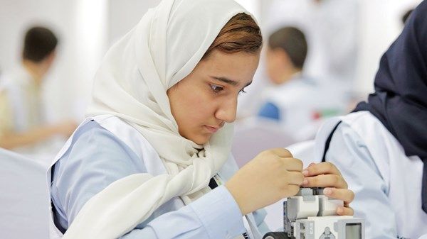 7 أسباب لإنهاء بعثة الطلبة  المواطنين و«إمسات» غير إلزامي