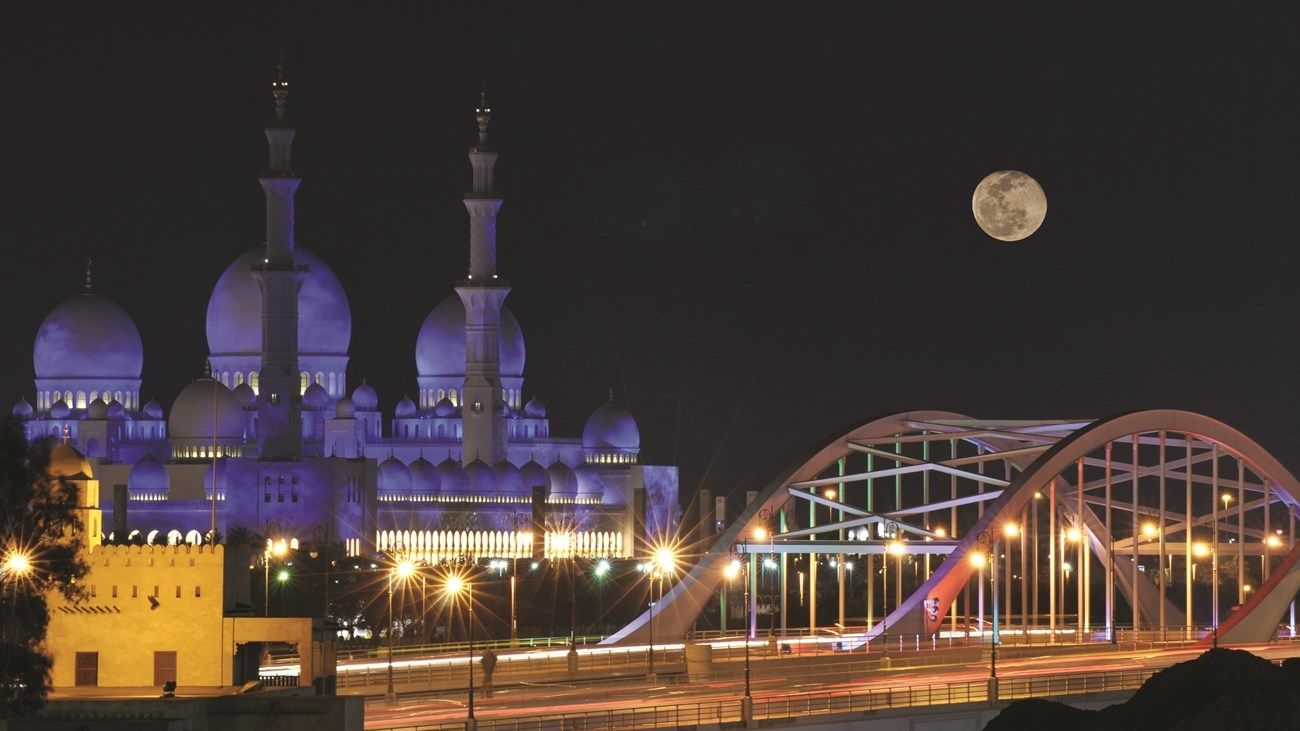 رمضان الإمارات.. أجواء روحانية وفعاليات مجتمعية