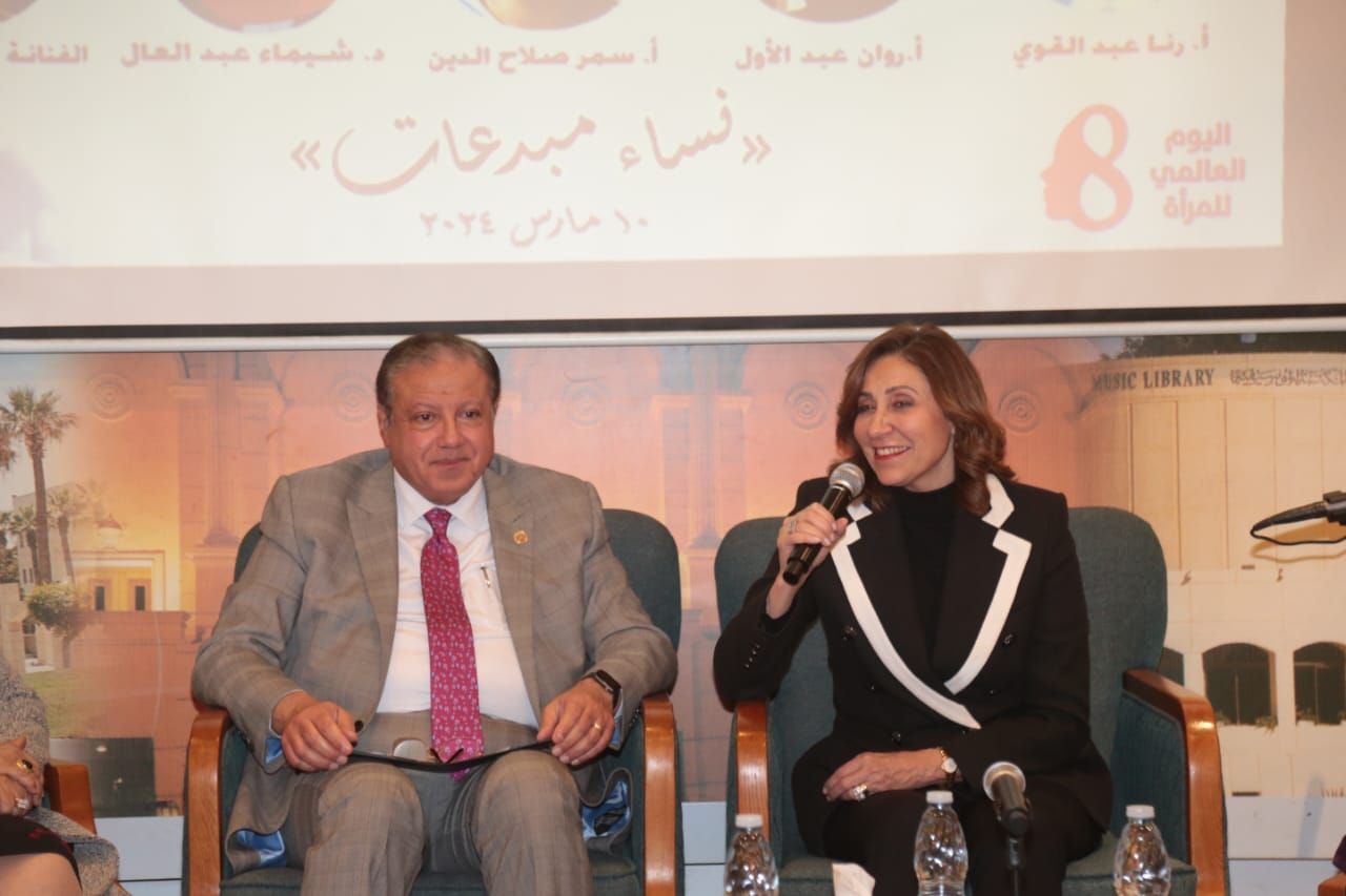 نساء مبدعات.. نيفين الكيلاني تشهد احتفالية وزارة الثقافة باليوم العالمي للمرأة وتُكرم الحاصلات على جوائز الدولة