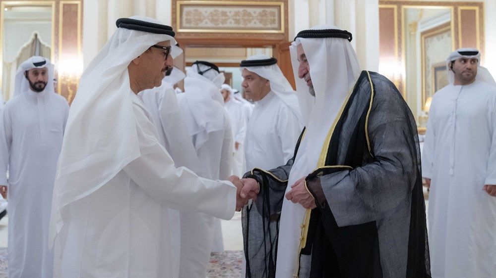 حاكم الشارقة يستقبل المهنئين بشهر رمضان المبارك