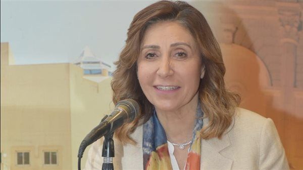 وزيرة الثقافة تعتمد برنامج الوزارة للاحتفال بشهر رمضان المبارك