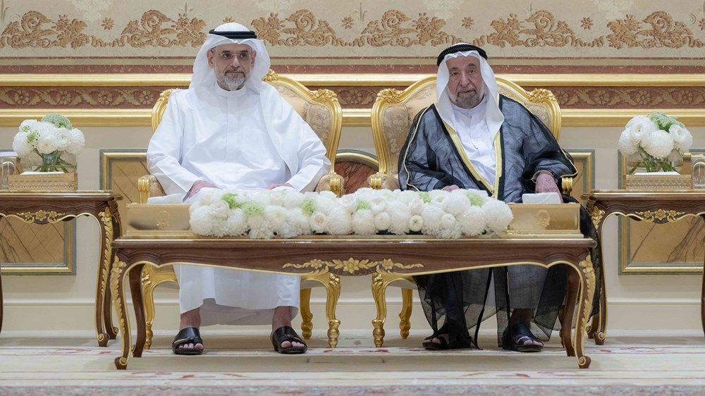 حاكم الشارقة يستقبل المهنئين بشهر رمضان المبارك