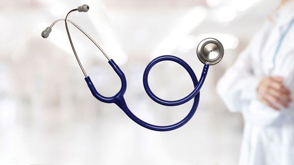 يوم الطبيب الإماراتي.. احتفاء الوطن بأبنائه المخلصين