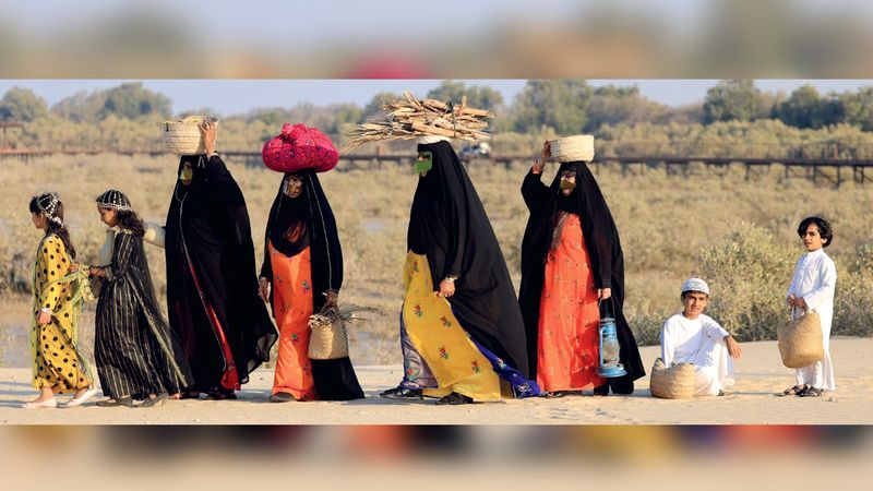 الامارات | خصوصية الآخرين