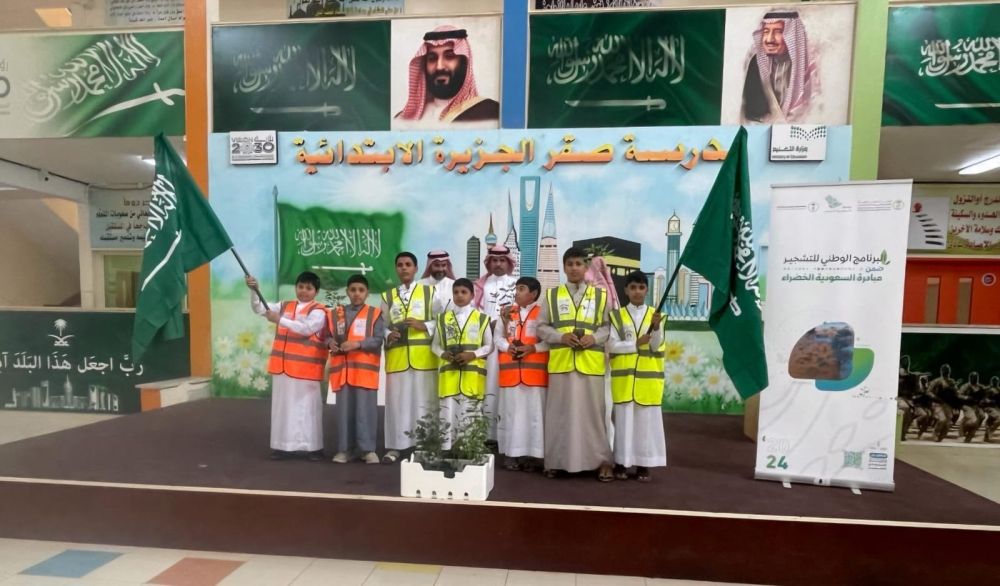 "البيئة" تنفذ حملات لتشجير الجوامع والمدارس برابغ