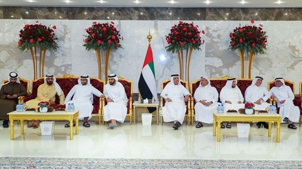 سعود بن صقر يستقبل جموع المهنئين بحلول شهر رمضان المبارك