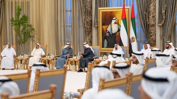محمد بن زايد: سعدت بلقاء إخواني حكام الإمارات على مائدة الإفطار