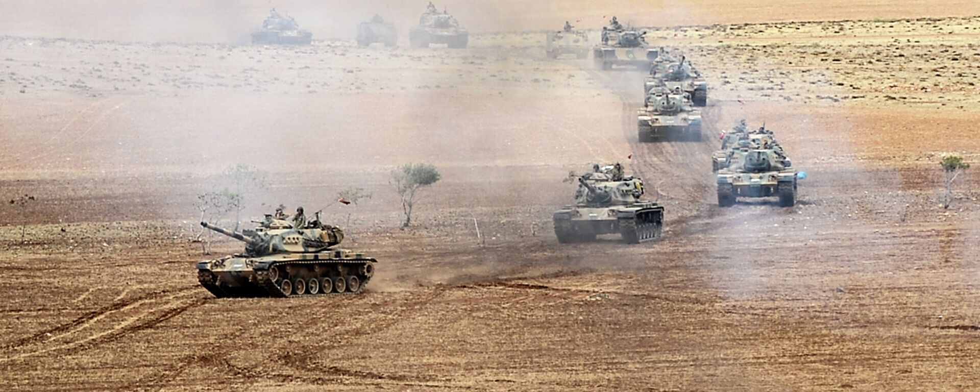 وزير الدفاع التركي يصل إلى الحدود العراقية وسط أنباء عن تنفيذ عملية عسكرية واسعة في المنطقة