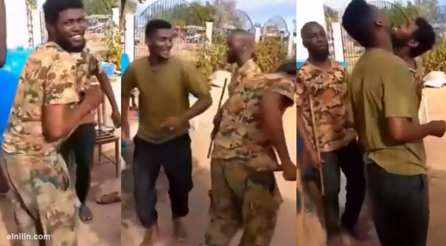 شاهد بالفيديو.. جنود بالجيش السوداني يغنون ويرقصون فرحاً بالانتصارات المتتالية للقوات المسلحة بمدينة أم درمان والجمهور يحتفل بهم ويصفهم بالأبطال (جيش قوقو ما بتداوس)