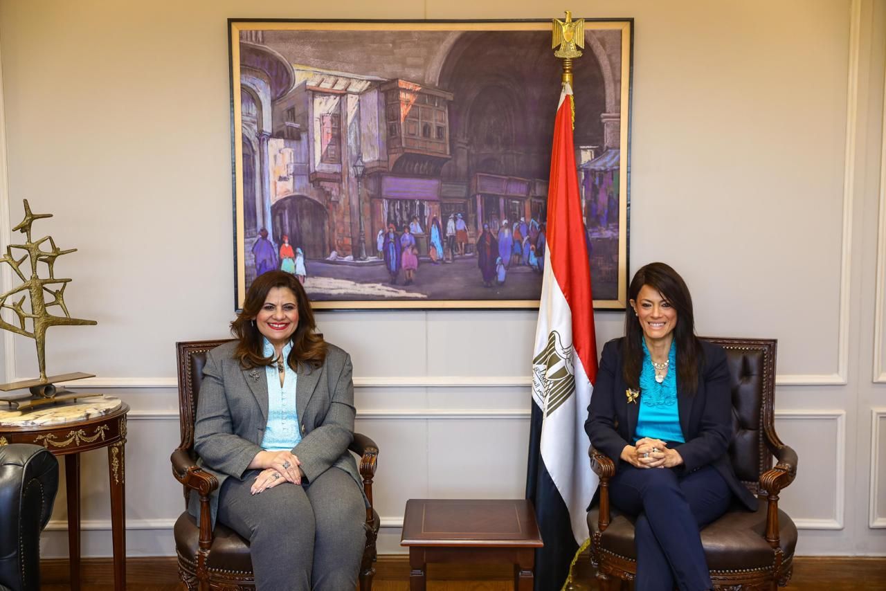 وزيرتا التعاون الدولى والهجرة وشئون المصريين بالخارج تبحثان ملفات العمل المشترك