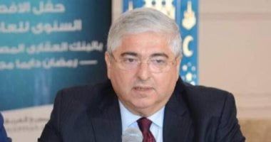 رئيس "الأهلى للصرافة": 933 مليون جنيه حصيلة النقد الأجنبى خلال أسبوع