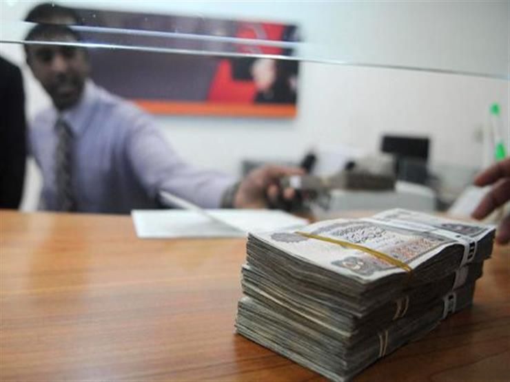 هل يجوز للمصريين المقيمين بالخارج إخراج الزكاة فى بلدهم.. المفتي يوضح| فيديو