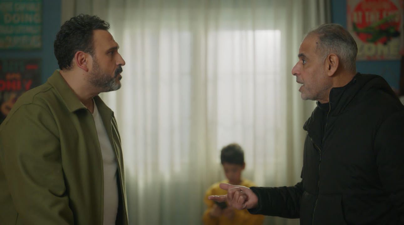 بابا جه الحلقة الخامسة.. أكرم حسني يتحوّل لأب مثالي