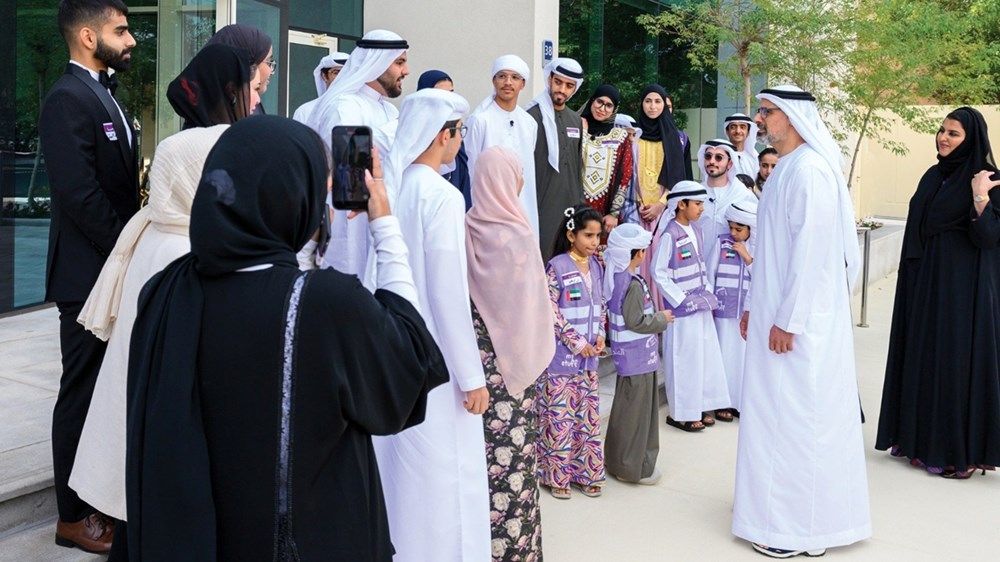 خالد بن محمد بن زايد يزور مقر المجلس الأعلى للأمومة والطفولة