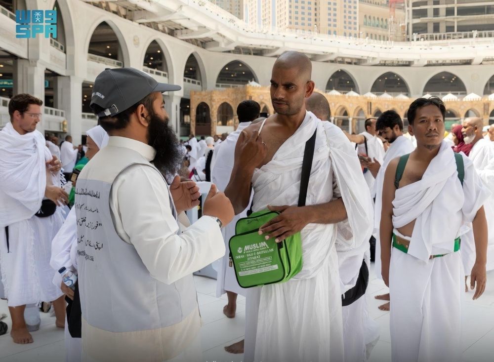 أمان وجاهزية كاملة.. كيف كانت أول جمعة في رمضان بالمسجد الحرام؟