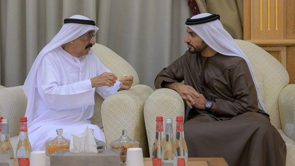 راشد النعيمي يقدم واجب العزاء في وفاة سعيد جمعة النابودة