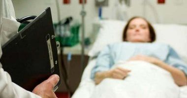 6 أسباب قد ينتج عنها حدوث الغيبوبة.. منها السكتة الدماغية