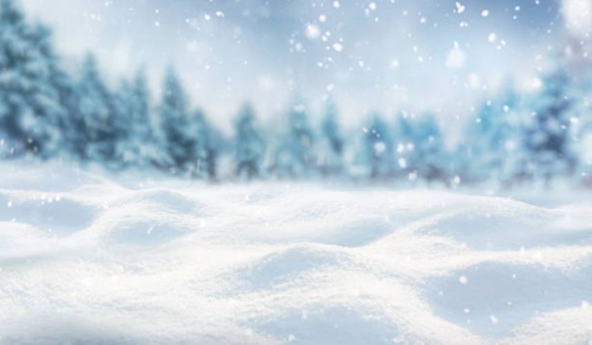 طقس عاصف وثلوج كثيفة  تغلق مطار أوسلو مؤقتًا