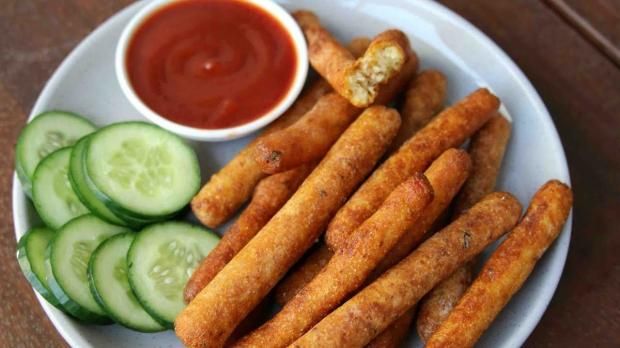 أسهل طريقة لعمل أصابع البطاطس المقرمشة.. «بخطوات سهلة للشيف حسن»