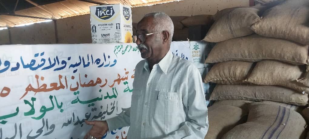 والي النيل الأبيض يدشن حقيبة رمضان