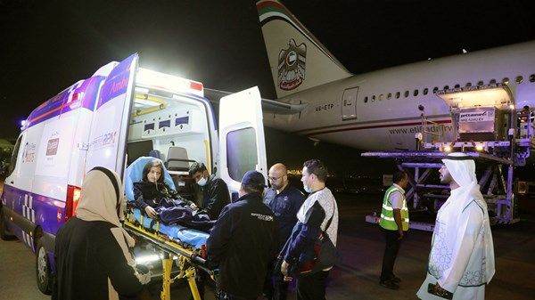 وصول الدفعة الـ13 من الأطفال الفلسطينيين الجرحى ومرضى السرطان