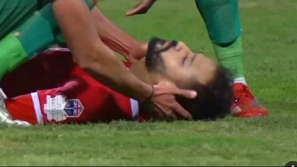 محمد صلاح يرسل طائرة خاصة لعلاج أحمد رفعت في إنجلترا