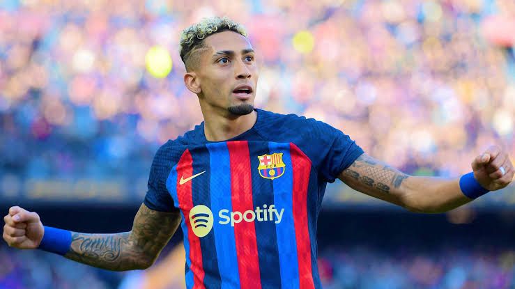 عرض سعودي ضخم لضم نجم برشلونة في الصيف