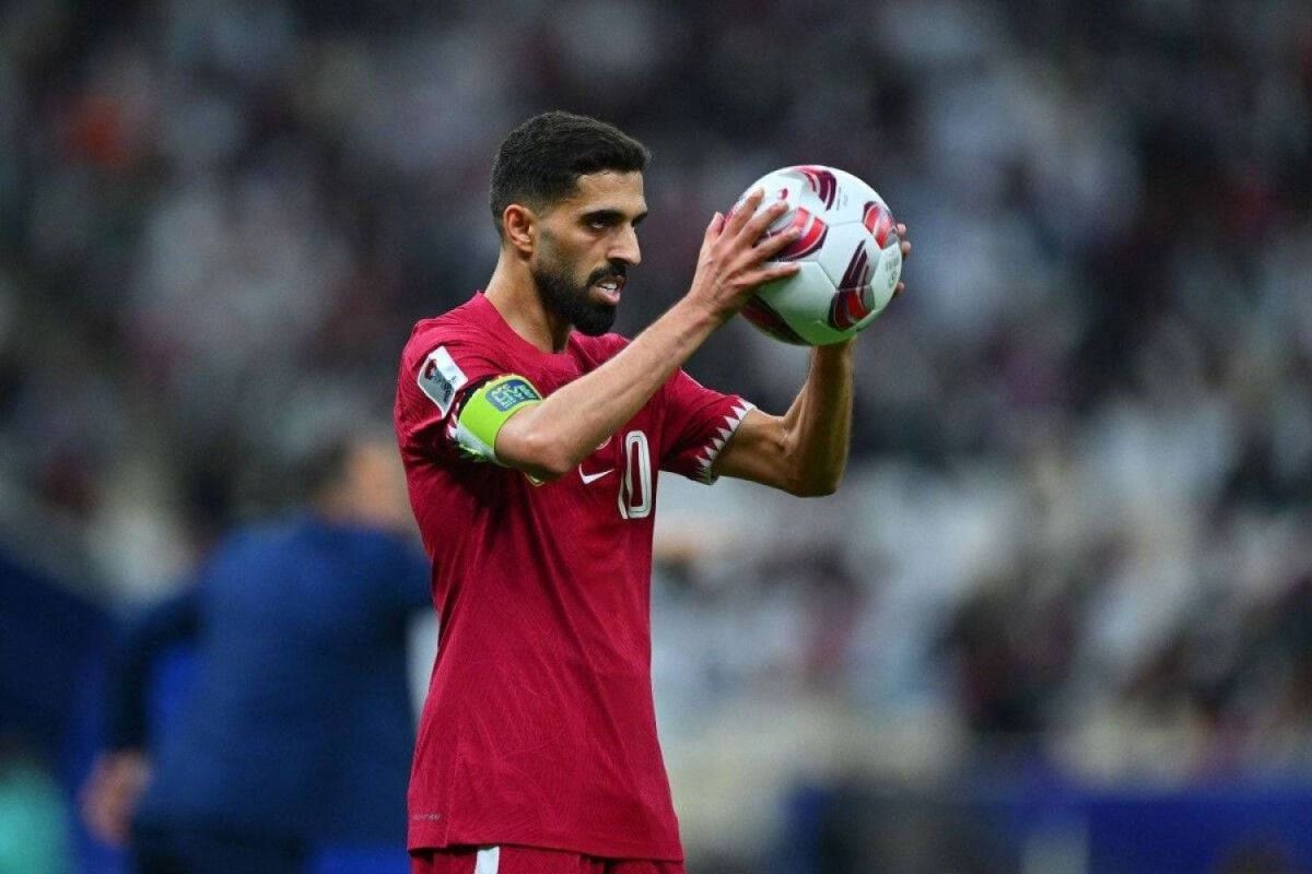 قائد المنتخب القطري يعتزل دوليا