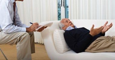 ممارسة مهنة العلاج النفسى بضوابط لغير الأطباء.. اعرفها