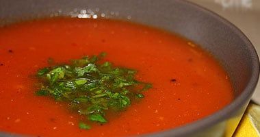 فطارك صحى فى رمضان.. 4 فوائد لشوربة الطماطم